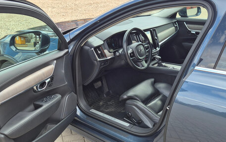 Volvo S90 II рестайлинг, 2021 год, 4 000 000 рублей, 10 фотография