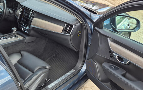 Volvo S90 II рестайлинг, 2021 год, 4 000 000 рублей, 11 фотография