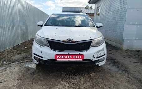 KIA Rio III рестайлинг, 2016 год, 900 000 рублей, 4 фотография