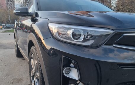 KIA Stonic, 2020 год, 1 900 000 рублей, 9 фотография