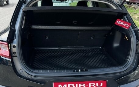 KIA Stonic, 2020 год, 1 900 000 рублей, 13 фотография