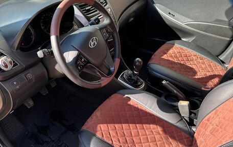 Hyundai Solaris II рестайлинг, 2016 год, 830 000 рублей, 8 фотография