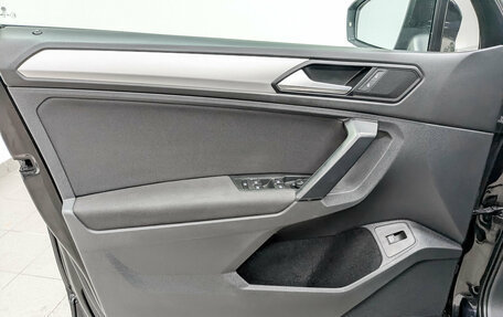 Volkswagen Tiguan II, 2020 год, 2 750 000 рублей, 19 фотография