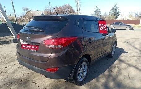 Hyundai ix35 I рестайлинг, 2010 год, 1 200 000 рублей, 4 фотография