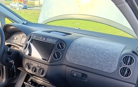 Volkswagen Golf Plus II, 2013 год, 550 000 рублей, 14 фотография