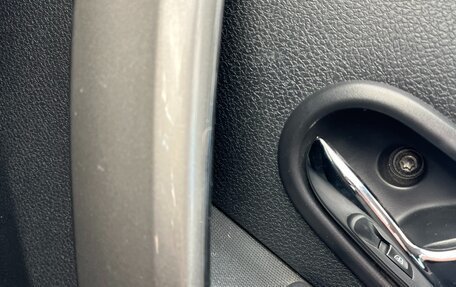 Renault Logan II, 2020 год, 1 050 000 рублей, 19 фотография