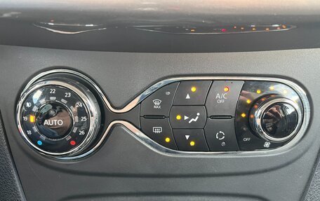 Renault Logan II, 2020 год, 1 050 000 рублей, 24 фотография