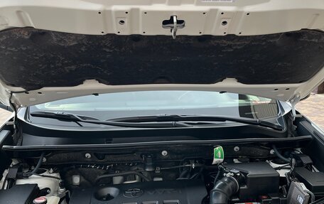 Toyota RAV4, 2015 год, 2 250 000 рублей, 14 фотография