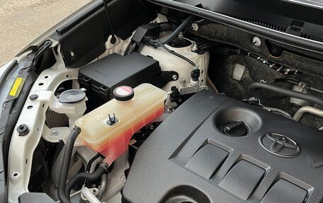 Toyota RAV4, 2015 год, 2 250 000 рублей, 13 фотография