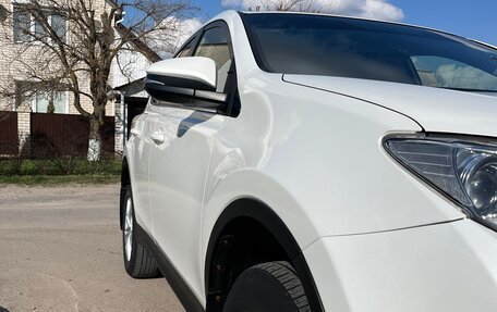 Toyota RAV4, 2015 год, 2 250 000 рублей, 6 фотография