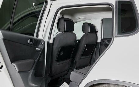 Volkswagen Tiguan I, 2012 год, 1 095 000 рублей, 13 фотография