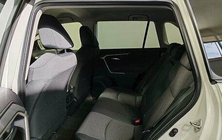 Toyota RAV4, 2025 год, 5 590 000 рублей, 12 фотография