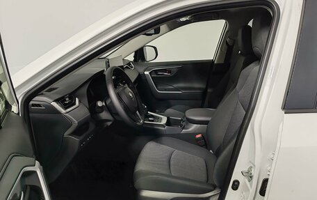 Toyota RAV4, 2025 год, 5 590 000 рублей, 16 фотография