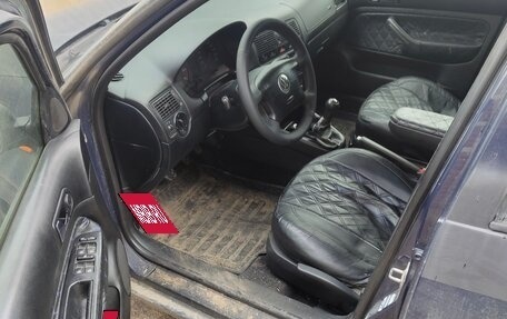 Volkswagen Golf IV, 1998 год, 250 000 рублей, 1 фотография