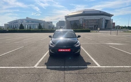 Hyundai Solaris II рестайлинг, 2013 год, 845 000 рублей, 1 фотография