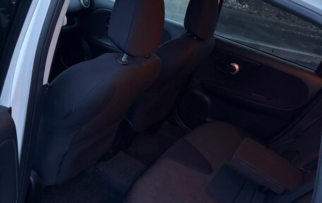 Nissan Note II рестайлинг, 2011 год, 850 000 рублей, 7 фотография