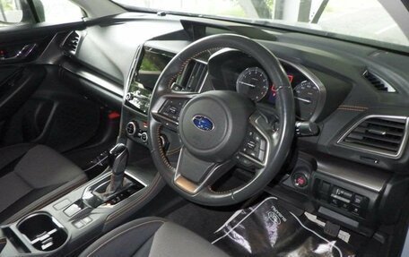 Subaru XV II, 2018 год, 2 123 000 рублей, 9 фотография