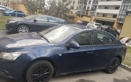 Chevrolet Cruze II, 2009 год, 400 000 рублей, 2 фотография