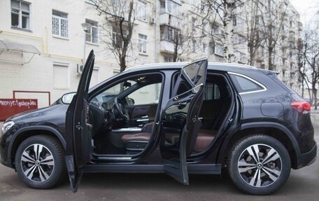 Mercedes-Benz GLA, 2021 год, 3 500 000 рублей, 4 фотография