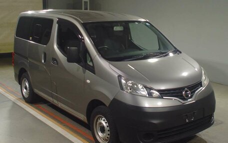Nissan NV200, 2018 год, 1 593 000 рублей, 5 фотография