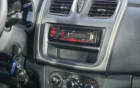 Renault Sandero II рестайлинг, 2015 год, 599 000 рублей, 10 фотография