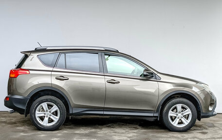 Toyota RAV4, 2014 год, 2 100 000 рублей, 4 фотография