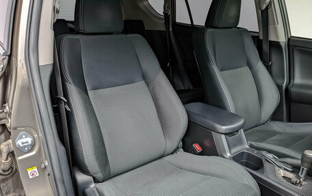 Toyota RAV4, 2014 год, 2 100 000 рублей, 23 фотография