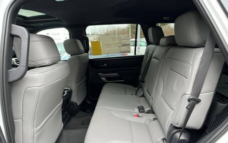 Toyota Sequoia, 2026 год, 13 200 000 рублей, 15 фотография