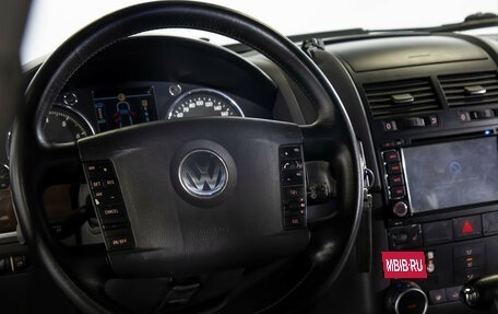 Volkswagen Touareg III, 2002 год, 598 000 рублей, 11 фотография