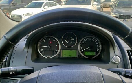 Land Rover Freelander II рестайлинг 2, 2011 год, 1 349 000 рублей, 15 фотография