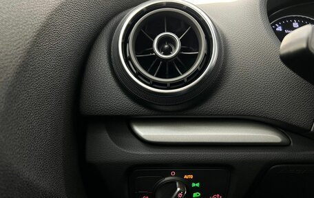 Audi A3, 2015 год, 1 650 000 рублей, 38 фотография