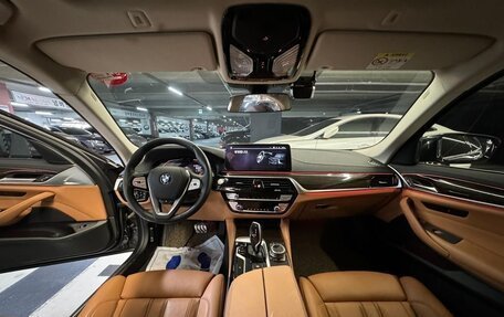 BMW 5 серия, 2020 год, 4 650 000 рублей, 2 фотография