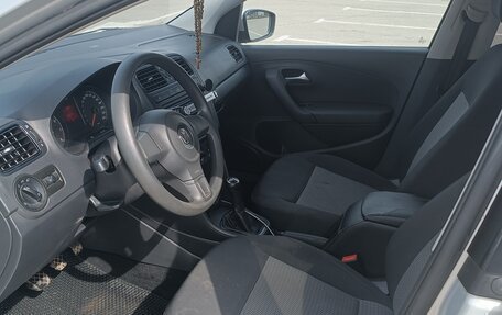 Volkswagen Polo VI (EU Market), 2012 год, 600 000 рублей, 2 фотография