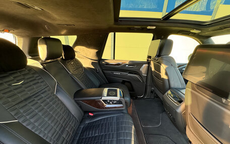 Cadillac Escalade V, 2021 год, 10 340 000 рублей, 12 фотография