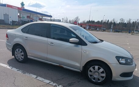 Volkswagen Polo VI (EU Market), 2012 год, 600 000 рублей, 10 фотография