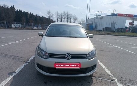 Volkswagen Polo VI (EU Market), 2012 год, 600 000 рублей, 11 фотография