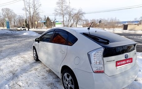 Toyota Prius, 2009 год, 1 100 000 рублей, 7 фотография