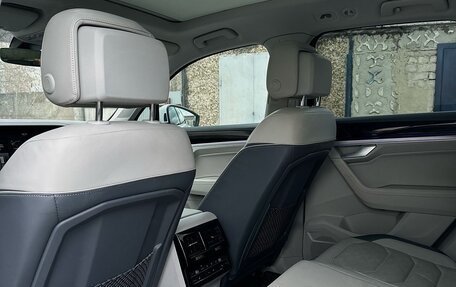 Volkswagen Touareg III, 2021 год, 8 000 000 рублей, 10 фотография