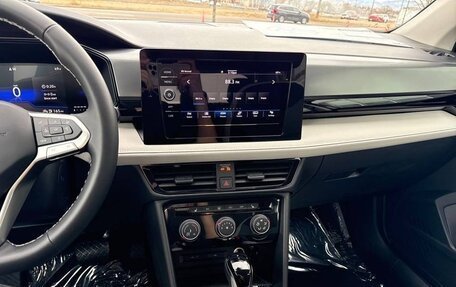 Volkswagen Taos, 2026 год, 5 200 000 рублей, 10 фотография