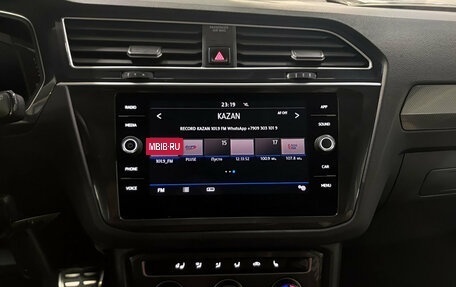 Volkswagen Tiguan II, 2020 год, 2 420 000 рублей, 18 фотография