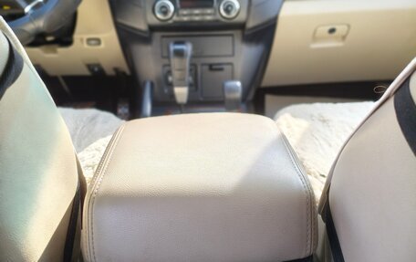 Mitsubishi Pajero IV, 2007 год, 1 499 000 рублей, 29 фотография