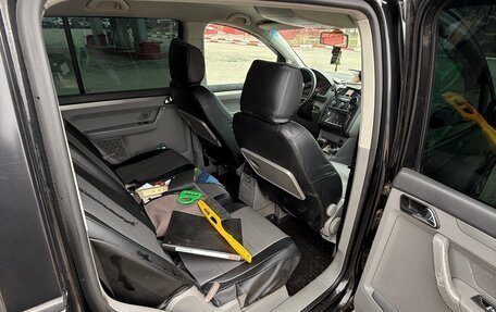 Volkswagen Touran III, 2005 год, 350 000 рублей, 4 фотография