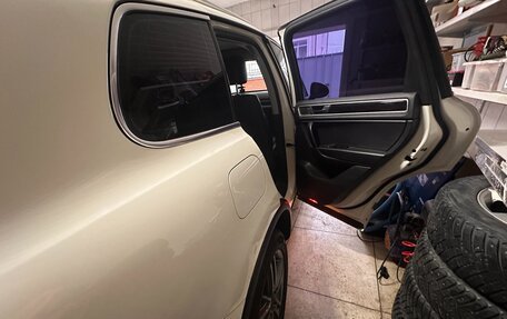 Volkswagen Touareg III, 2011 год, 2 500 000 рублей, 7 фотография