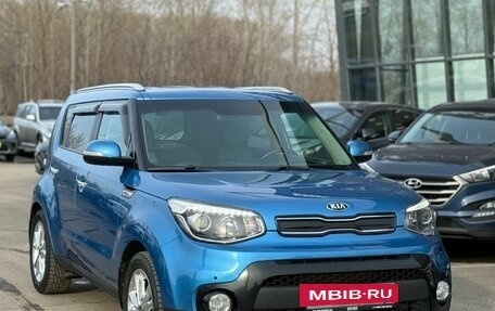 KIA Soul II рестайлинг, 2017 год, 1 580 000 рублей, 2 фотография