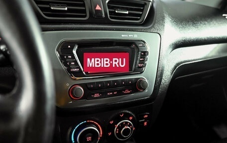 KIA Rio III рестайлинг, 2015 год, 1 090 000 рублей, 16 фотография