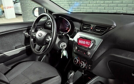 KIA Rio III рестайлинг, 2015 год, 1 090 000 рублей, 18 фотография