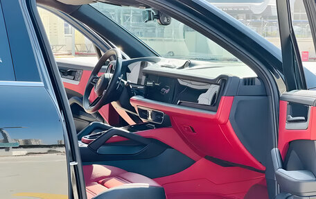 Porsche Cayenne III, 2023 год, 11 150 999 рублей, 9 фотография