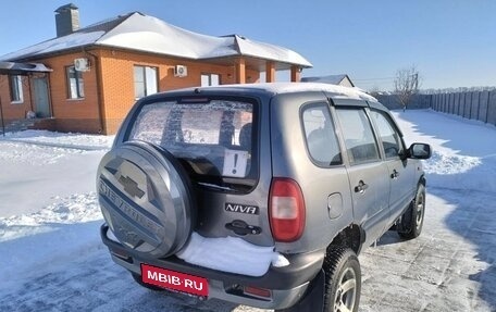Chevrolet Niva I рестайлинг, 2004 год, 357 500 рублей, 1 фотография