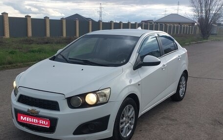 Chevrolet Aveo III, 2012 год, 500 000 рублей, 1 фотография