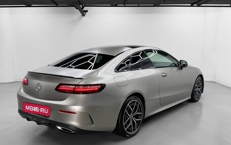 Mercedes-Benz E-Класс, 2021 год, 6 750 000 рублей, 5 фотография